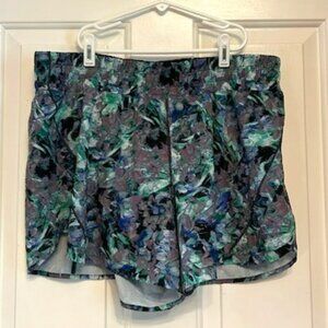 LULULEMON Running Shorts multi Color Black Panty insert Size 16 no pockets